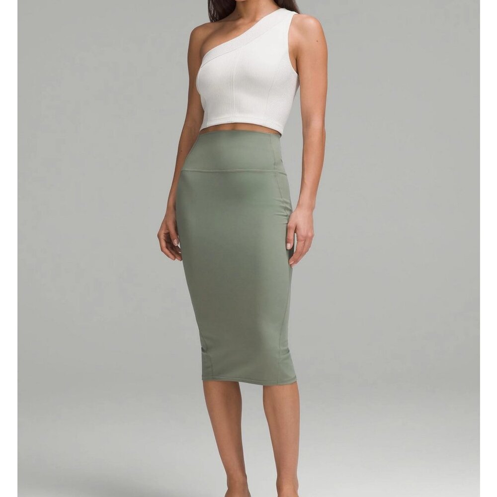 NWT $88 LULULEMON Nulu slim high-rise midi stretch pencil skirt grey eucalyptus